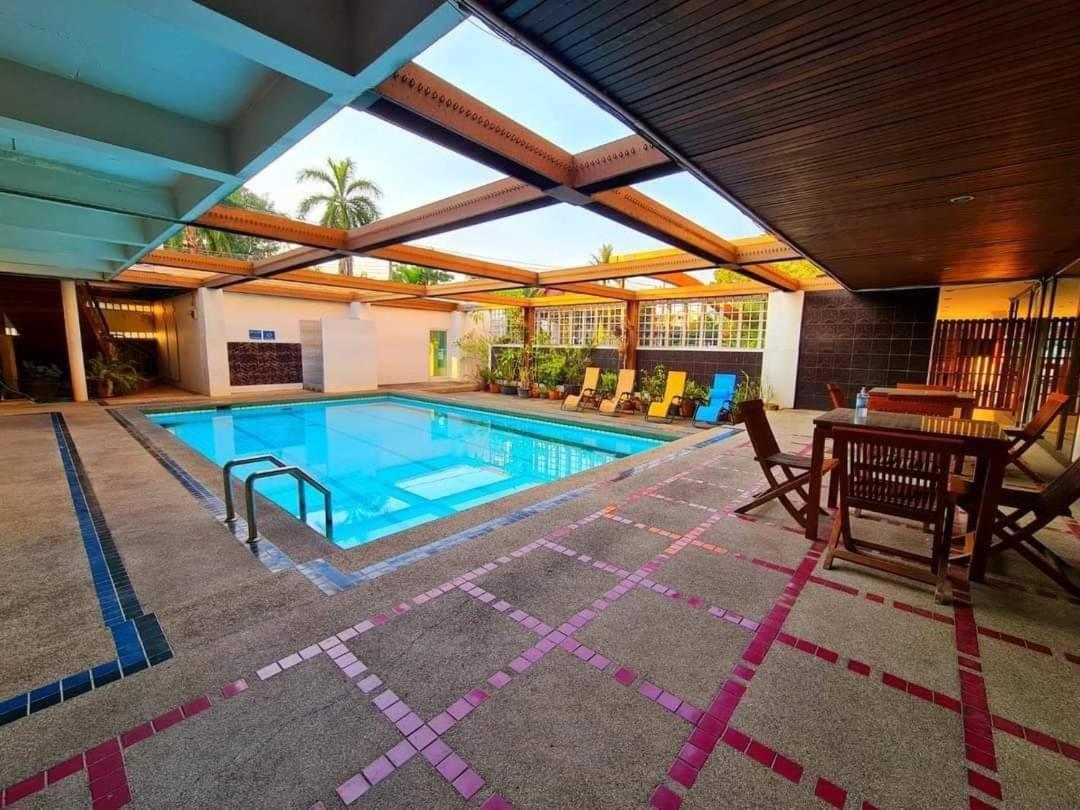 The Pacific Cool Chic Hotell Chiang Mai Exteriör bild