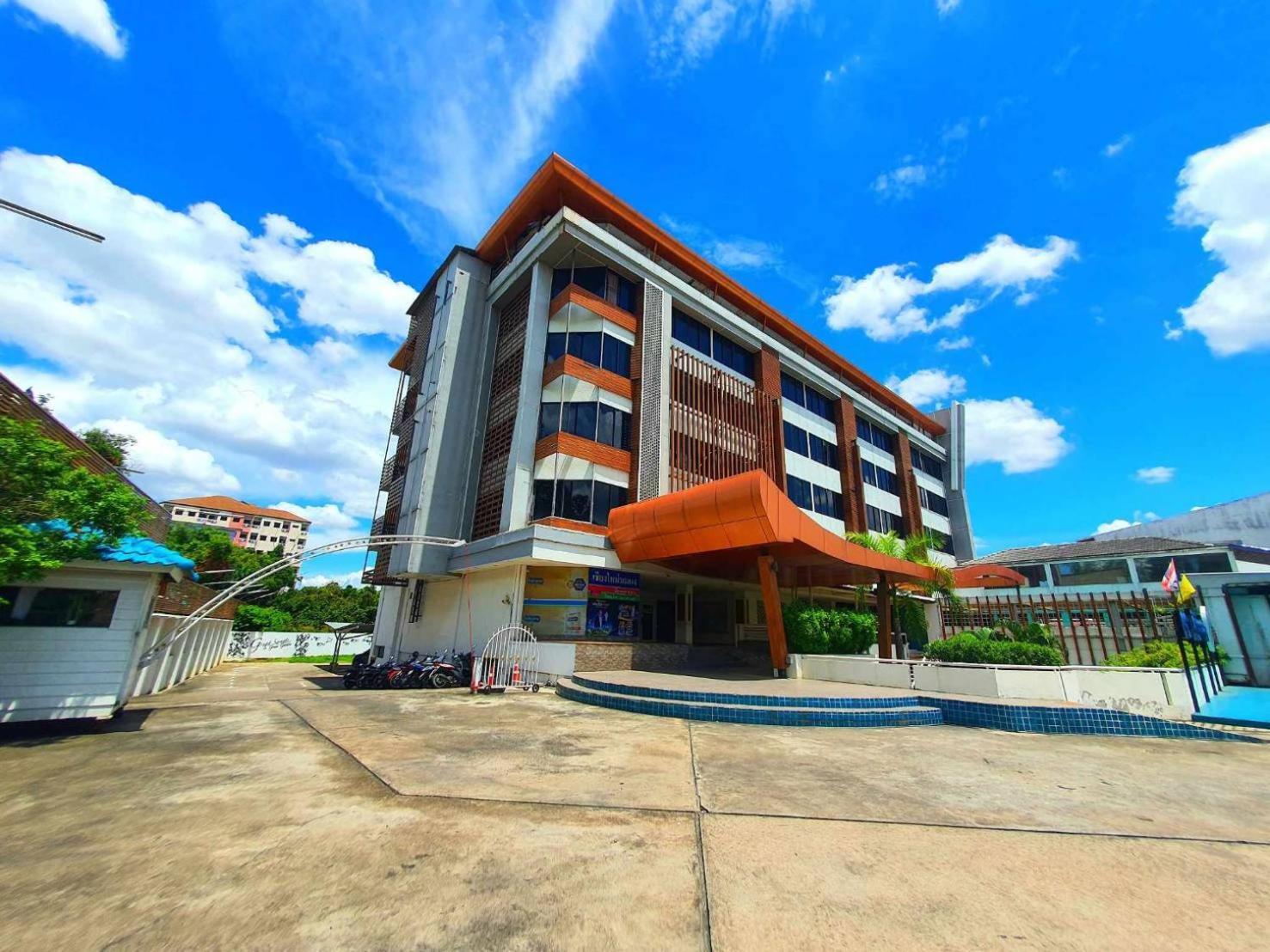 The Pacific Cool Chic Hotell Chiang Mai Exteriör bild