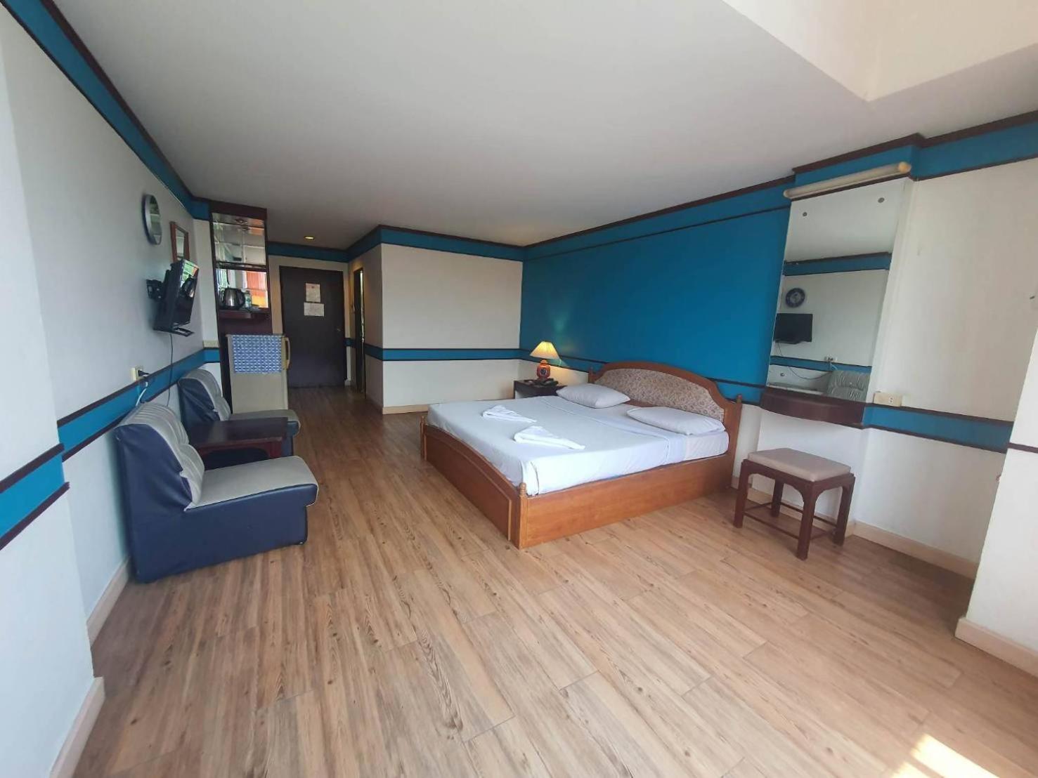 The Pacific Cool Chic Hotell Chiang Mai Exteriör bild