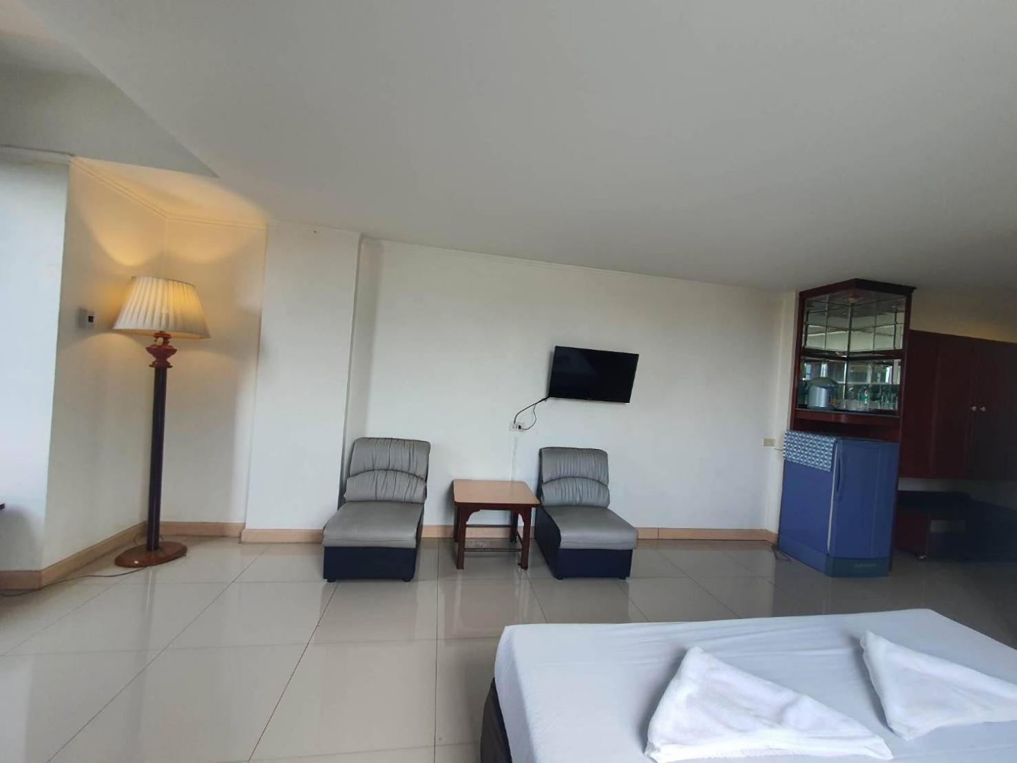 The Pacific Cool Chic Hotell Chiang Mai Exteriör bild